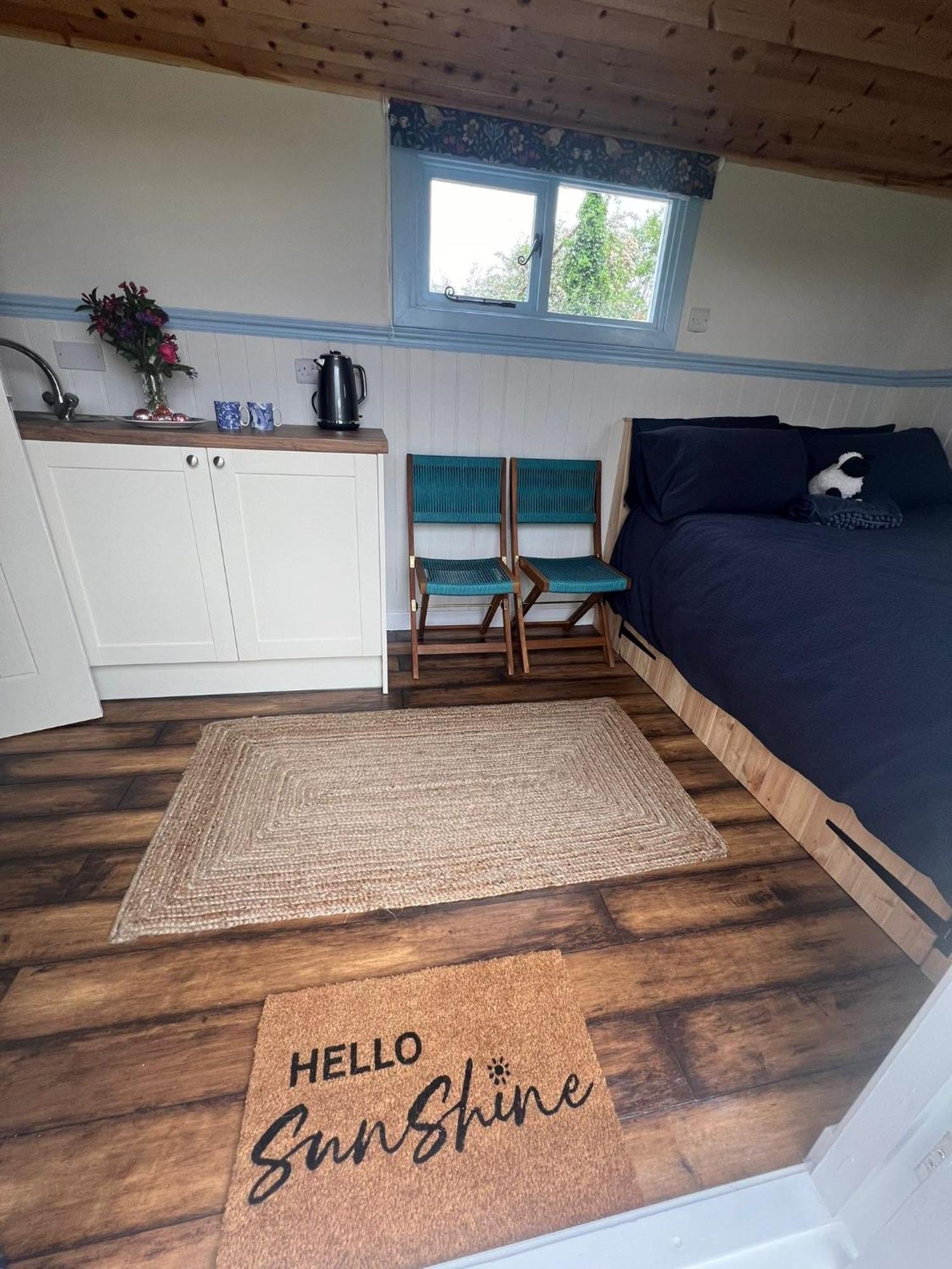 Wee Shepherds Hut Maybole ภายนอก รูปภาพ