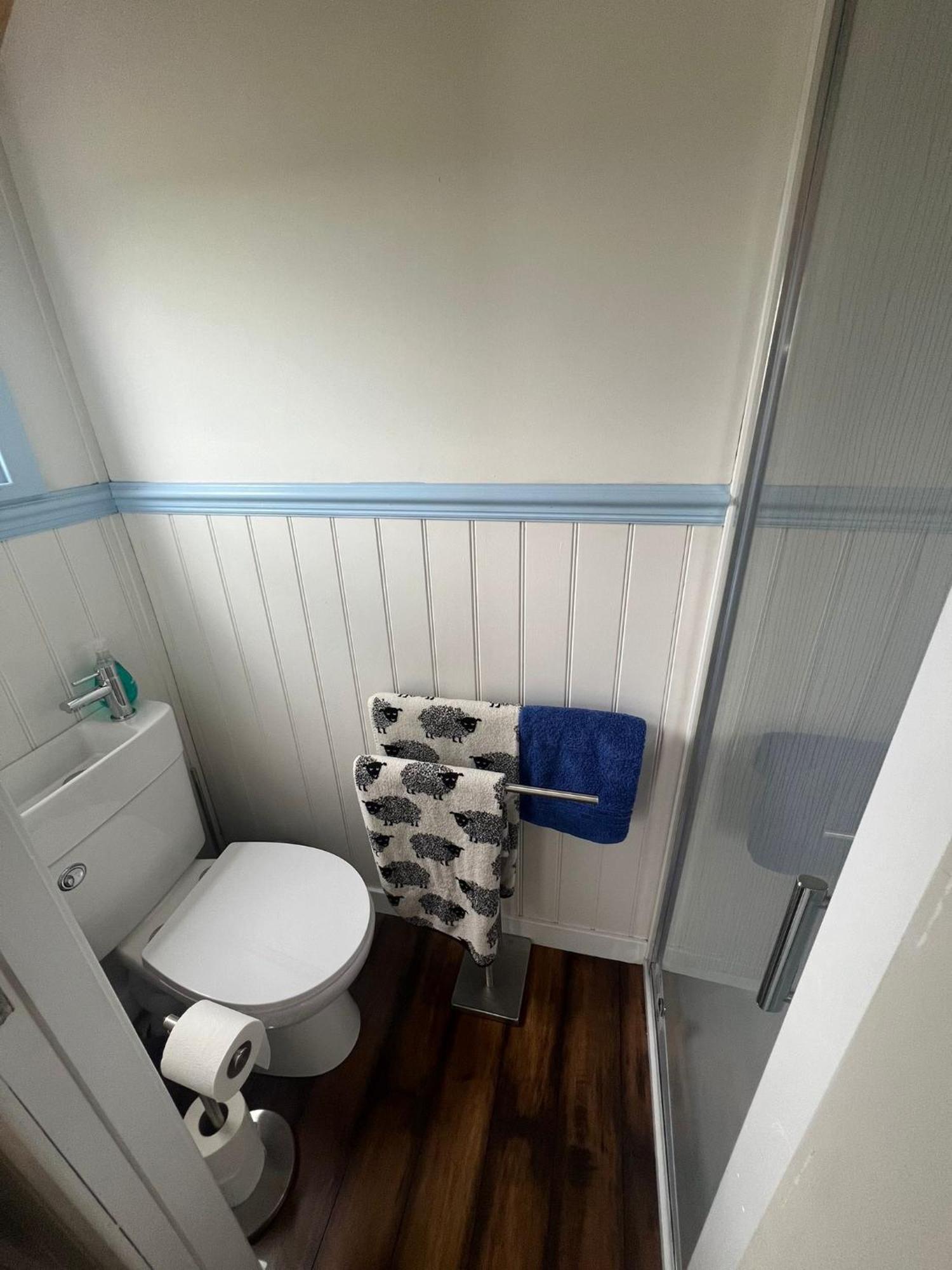 Wee Shepherds Hut Maybole ภายนอก รูปภาพ